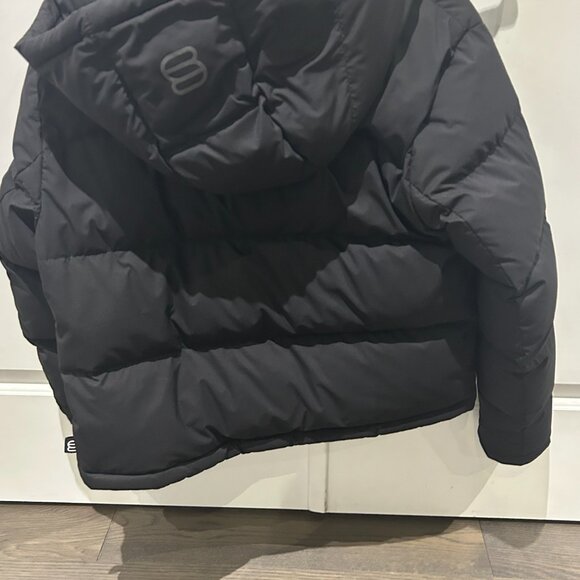 Aritzia Super Puff Shorty Jacket Black XXS – Excellent Condition - Picture 4 of 9